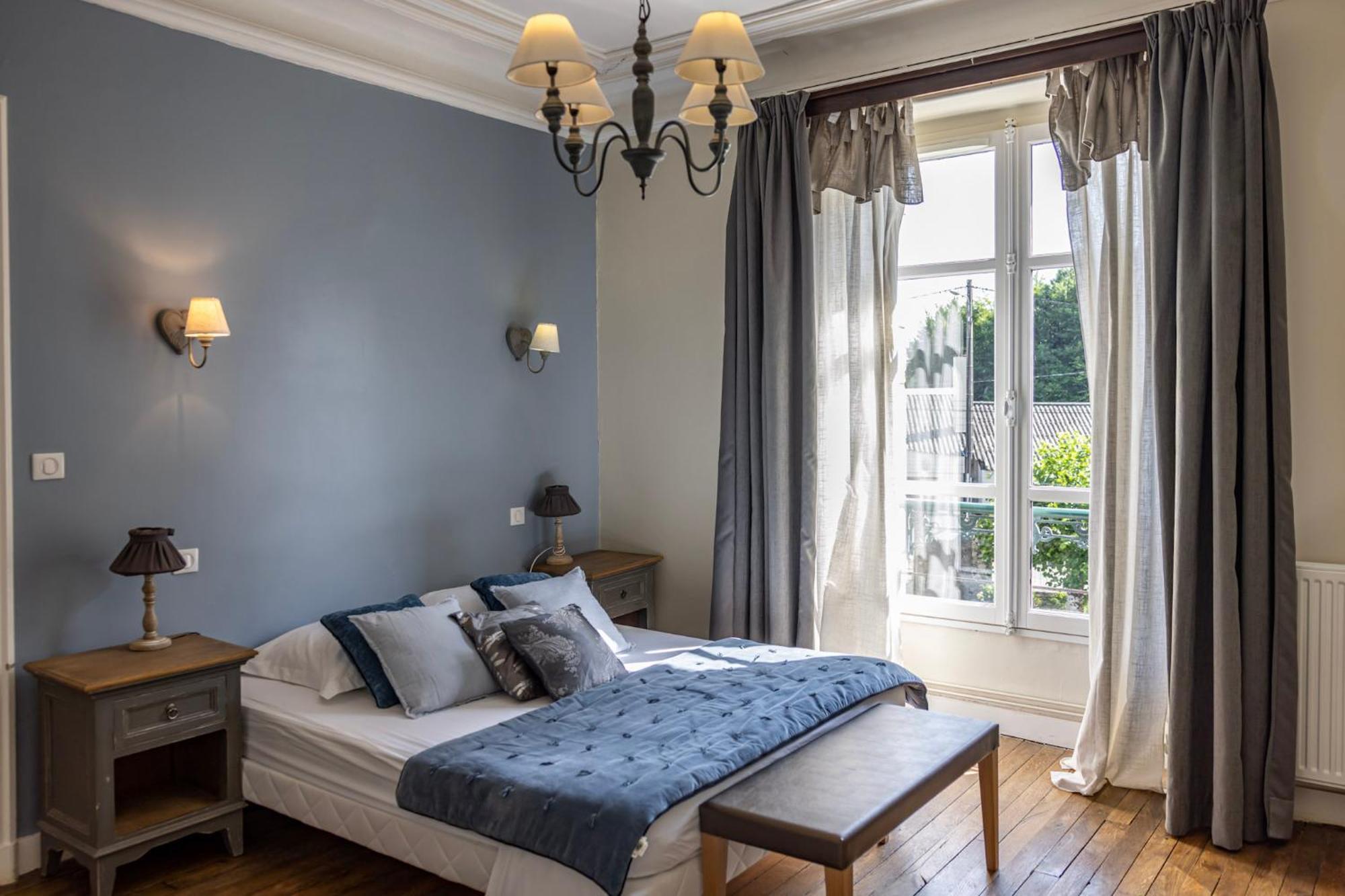 Domaine De La Clauzure Hotel La Roche-Canillac Kültér fotó